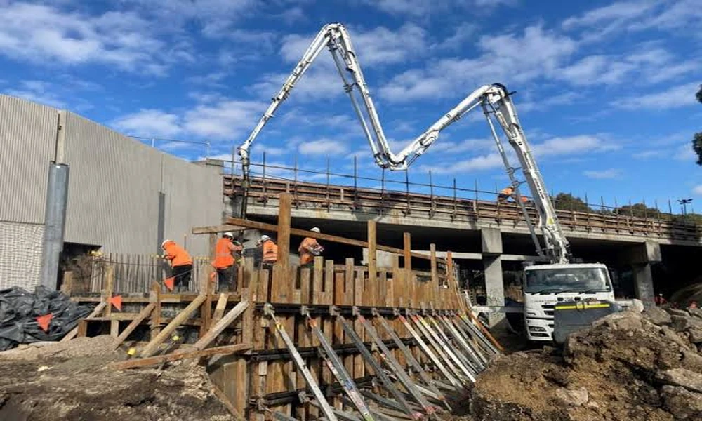 What Challenges Do Engineers Face in Temporary Support Design During Construction?